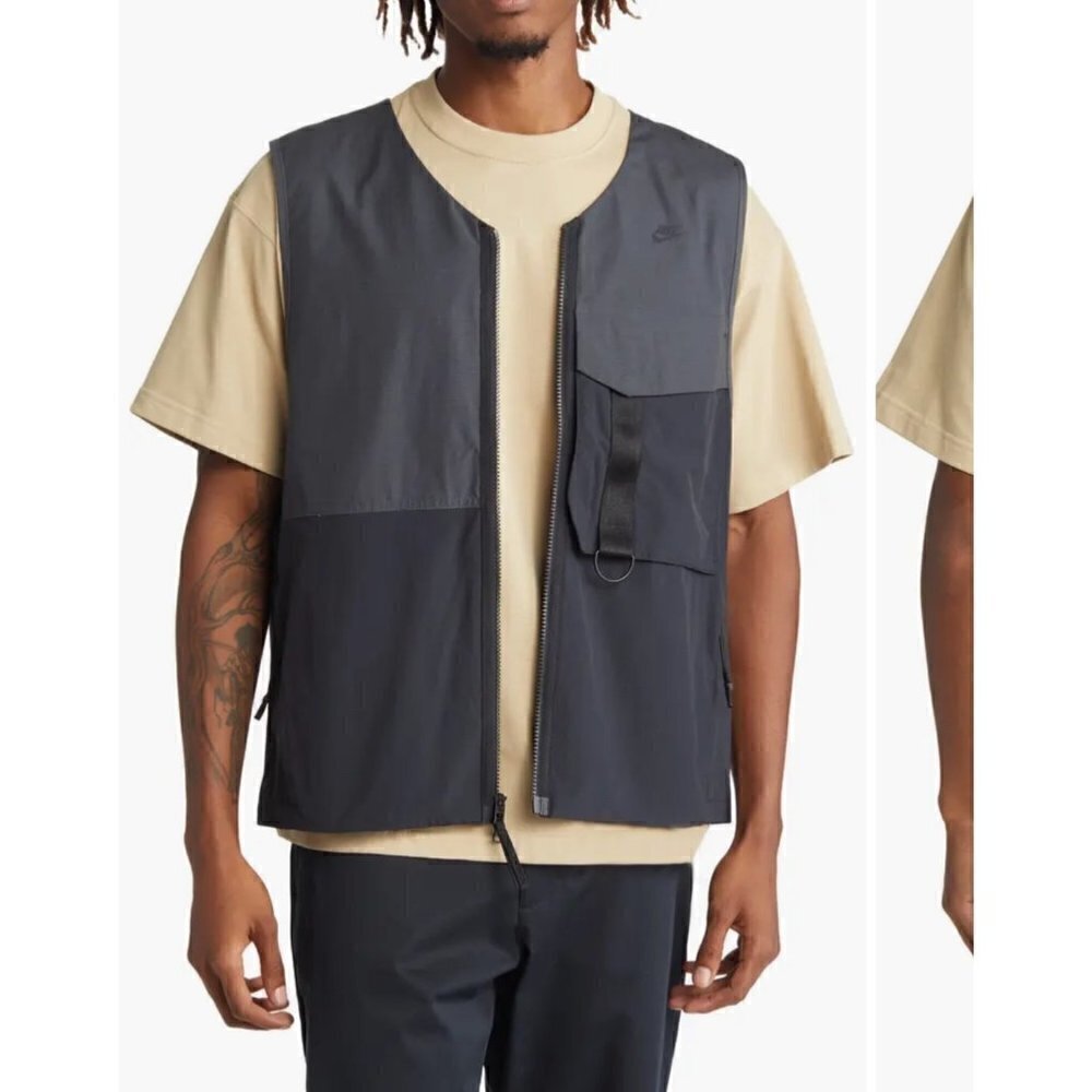 Nike Men Tech Pack Unlined Vest, Gray/Black, Size S Like New
